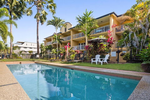 The York Beachfront Holiday Apartments - New Castle Holiday 0