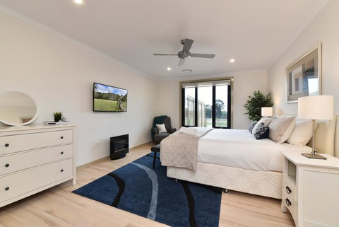 TheHorizon7 - New Castle Holiday 3