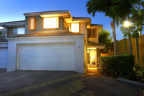 Theme Park HolidayTownhouse - New Castle Holiday 0