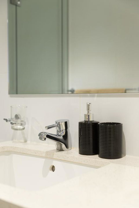 Ther-Rich Apartment - New Castle Holiday 3