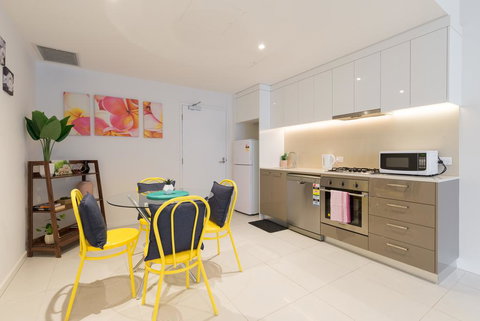 Ther-Rich Apartment - New Castle Holiday 0