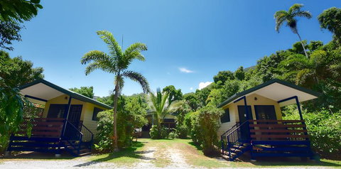 Thornton Beach Bungalows Daintree - New Castle Holiday 1