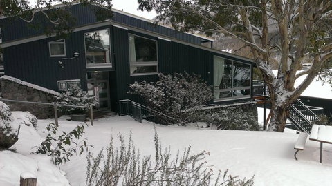 Thredbo YHA - New Castle Holiday 1
