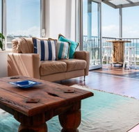 Three Bays Coolum - New Castle Holiday