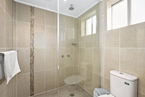 Thunderbird Motel Yass - New Castle Holiday 2