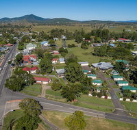 Tiaro Tourist Stopover - New Castle Holiday