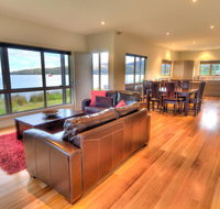 Tides Reach - New Castle Holiday