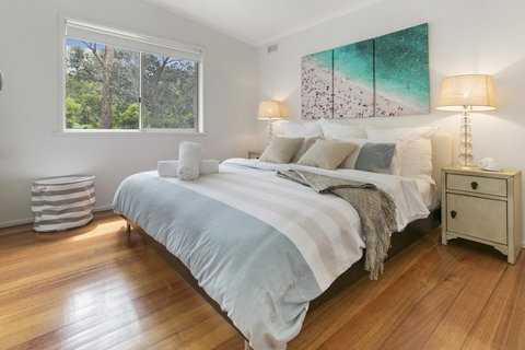 To The Beach - New Castle Holiday 2