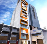 Tom's Court Hotel - New Castle Holiday