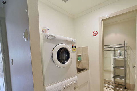 Tomarlin Views 2 - New Castle Holiday 2