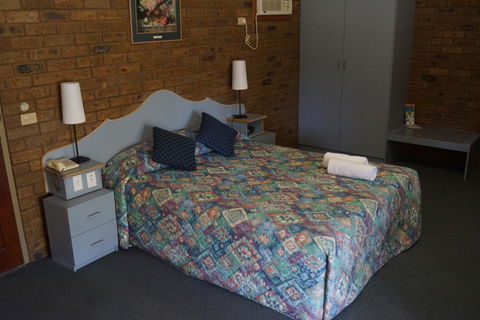Tooleybuc River Retreat Villas - New Castle Holiday 2