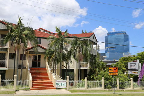 Toowong Central Motel Apartments - New Castle Holiday 0