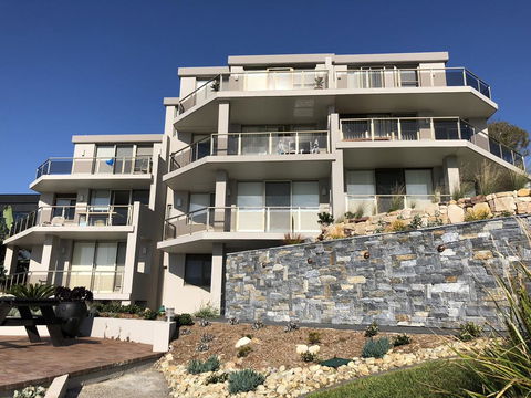Toowoon Bay Beachfront Apartment - New Castle Holiday 2