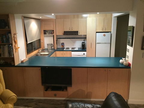 Toowoon Bay Beachfront Apartment - New Castle Holiday 1