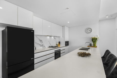 Top Floor 3 Bed Apartment With Million Dollar Views - New Castle Holiday 1