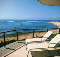 Toowoon Bay Beachfront Apartment - New Castle Holiday