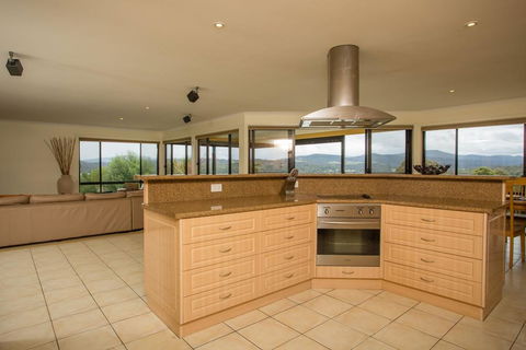 Top Views On Lakewood - New Castle Holiday 1