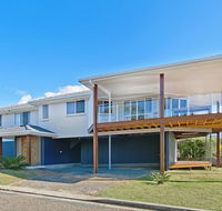 TOPVIEWS - 15Second Av BH - New Castle Holiday