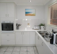 Torquay Beach Holiday House - New Castle Holiday