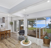 Toukley Waterfront Oasis - New Castle Holiday