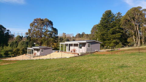 Towac Valley Cabins - New Castle Holiday 1