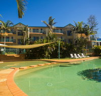 Town Beach Beachcomber Resort - New Castle Holiday