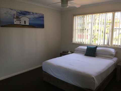 Town Beach Beachcomber Resort - New Castle Holiday 3