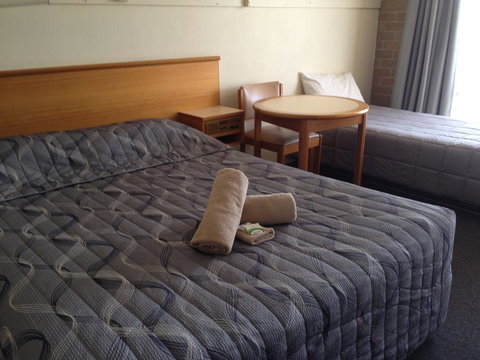 Town Centre Motor Inn - New Castle Holiday 2