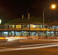Town Square Motel - New Castle Holiday