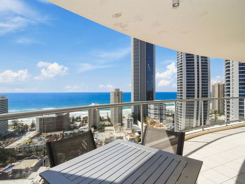 Towers Of Chevron - Private Apartments - New Castle Holiday 0