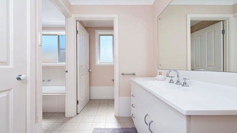 Townhouse On Tomaree - 6/26 - New Castle Holiday 3