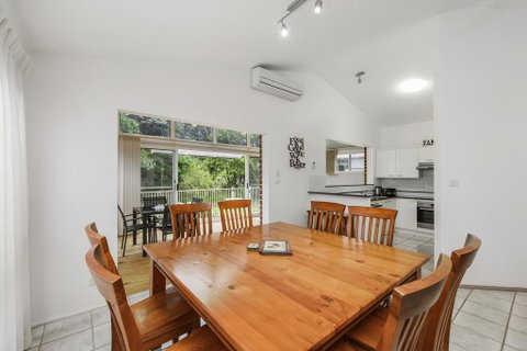 TRANQUIL AT HIBBARD - New Castle Holiday 3