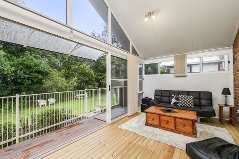 TRANQUIL AT HIBBARD - New Castle Holiday 1