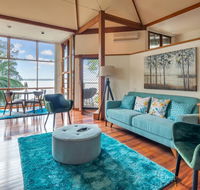 Tranquil Lake House - Perfect City Escape to relax - New Castle Holiday