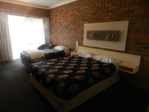 Travellers Rest Motor Inn Swan Hill - New Castle Holiday 3