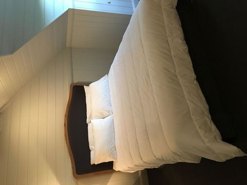 Travertines Wines Apartment - New Castle Holiday 2
