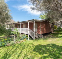 Treeside Retreat - New Castle Holiday