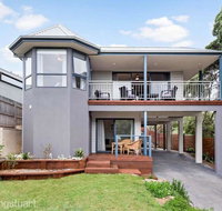 Treetop Retreat Rye - New Castle Holiday