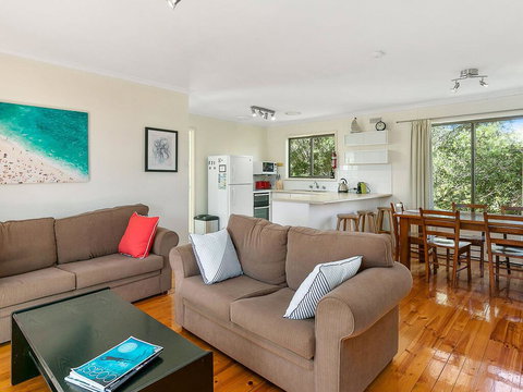 Treetops At Ventnor - New Castle Holiday 1