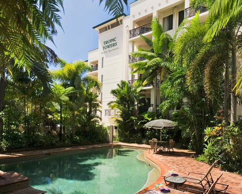 Tropic Towers Apartments - New Castle Holiday 2