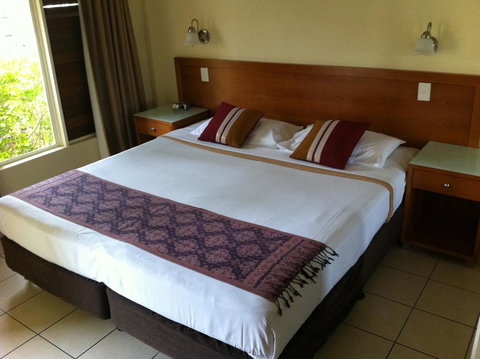 Tropical Heritage Cairns - New Castle Holiday 2