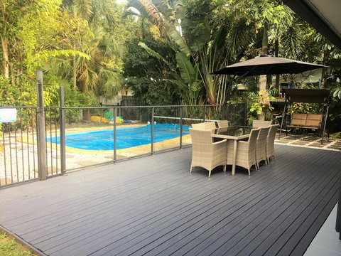 Tropical Private Open Space At Trinity - New Castle Holiday 1