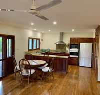 Tropical Styling - New Castle Holiday