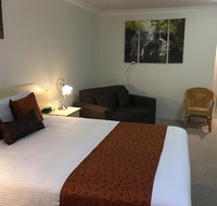 Tuckerbox Motor Inn - New Castle Holiday