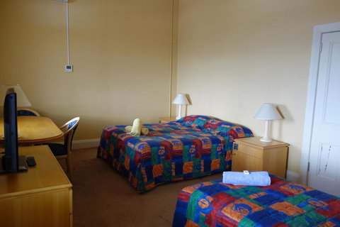 Tumut Star Hotel - New Castle Holiday 3