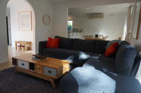 Tussock Sands - New Castle Holiday 0