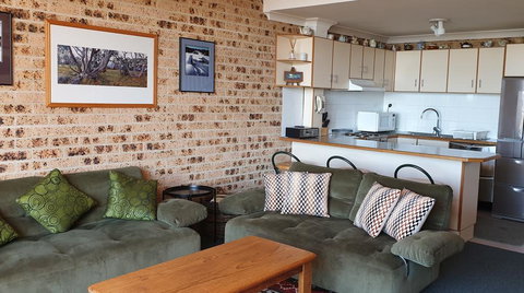 Twin Seasons 2 - New Castle Holiday 2