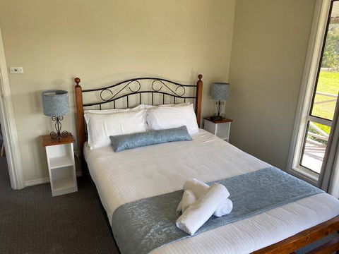 Twin Trees Country Cottages - New Castle Holiday 2