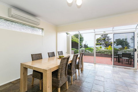 Two Bays Apartments, Australia - New Castle Holiday 3