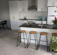 Two Bedroom Guesthouse Bundall - New Castle Holiday